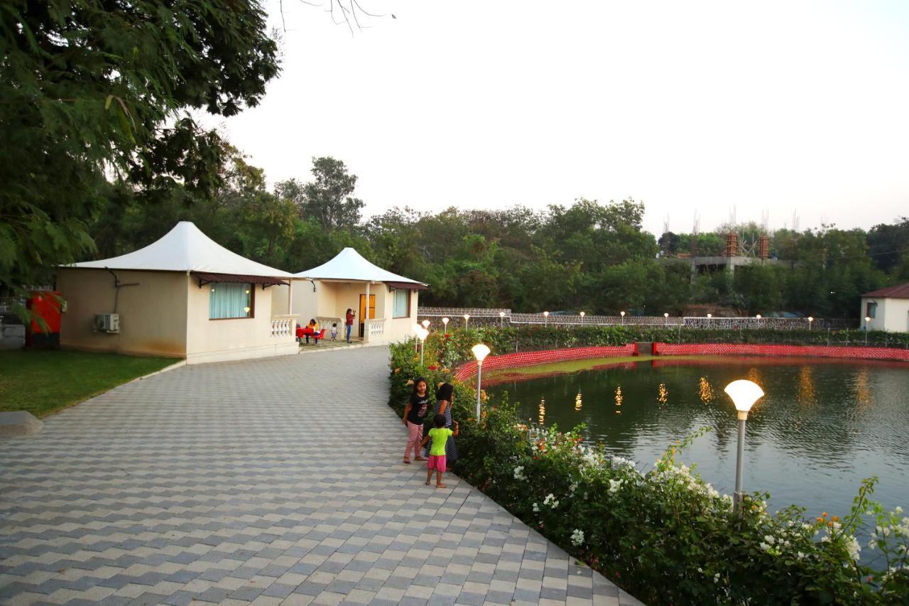 Maharaja The Royal Resort 탄 외부 사진